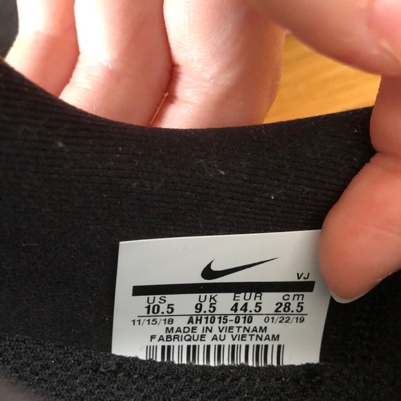 Nike sneakers - Picture 9 of 14